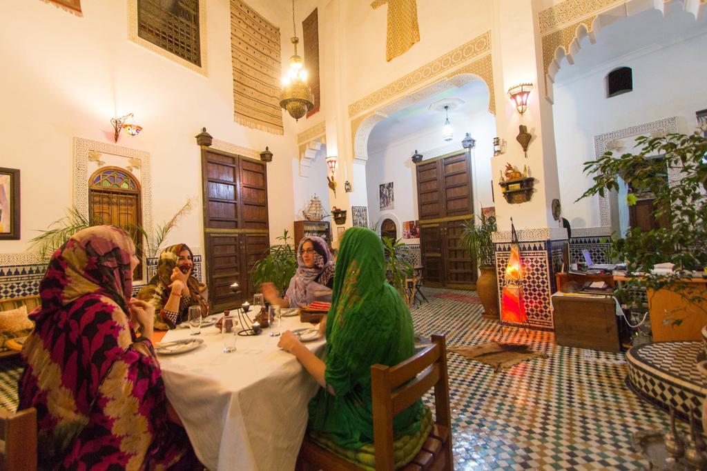 Riad Dar Tahrya Fès Exteriör bild