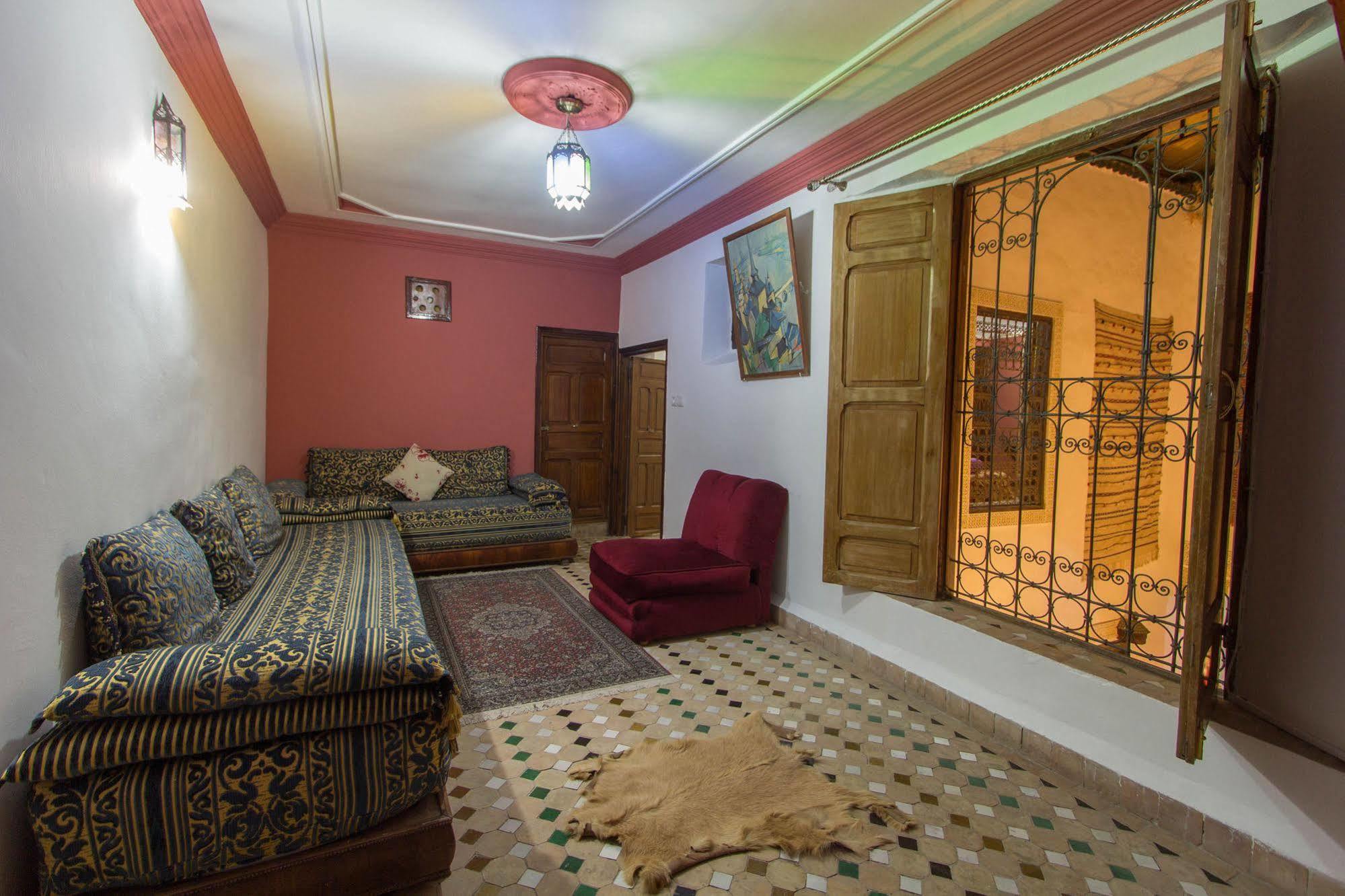Riad Dar Tahrya Fès Exteriör bild